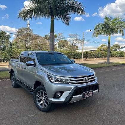 TOYOTA HILUX 2.8 SRX 4X4 CD 16V DIESEL 4P AUTOMÁTICO TOYOTA HILUX 2.8 SRX 4X4 CD 16V DIESEL 4P AUTOMÁTICO
